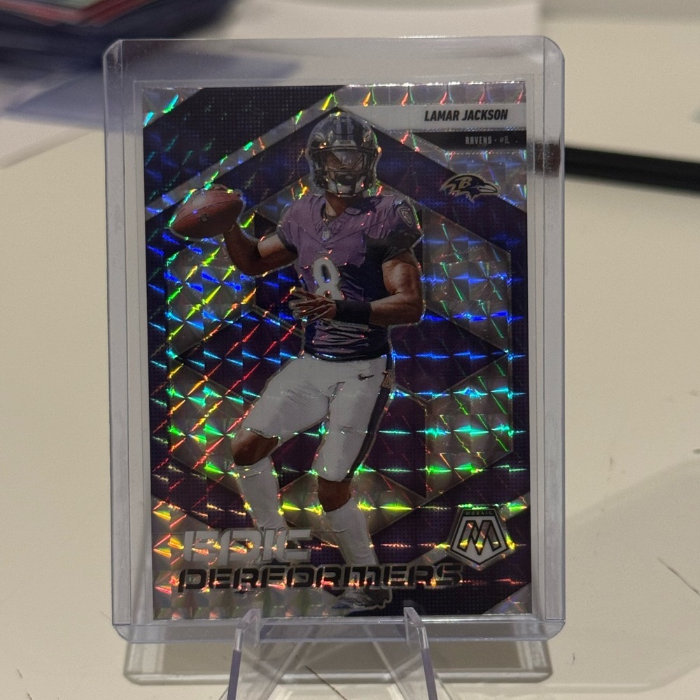 🔥 2025 Lamar Jackson Panini Mosaic Purple Reactive Epic Performers Prizm.